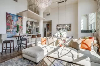 Photo #2: 20745007 Listing