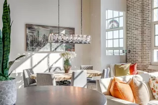 Photo #6: 20745007 Listing