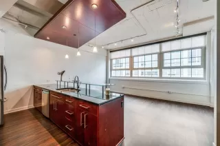 Photo #3: 20760073 Listing