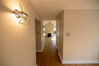 Photo #3: 20764784 Listing