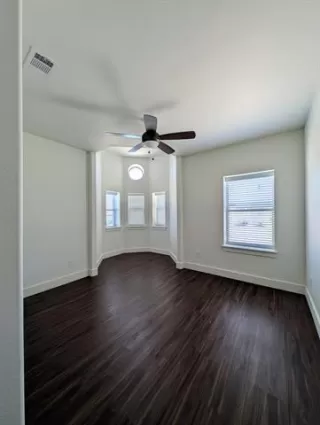 Photo #6: 20799031 Listing 