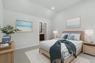 Photo #4: 20830208 Listing