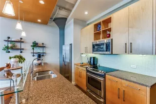 Photo #4: 20831045 Listing