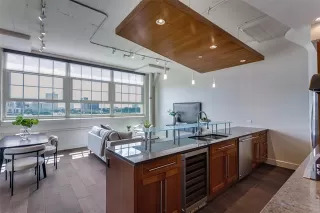 Photo #5: 20855821 Listing