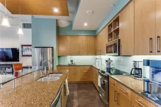 Photo #2: 20862298 Listing 