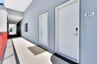 Photo #4: 20871239 Listing