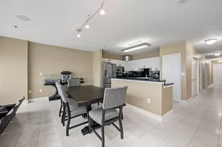 Photo #5: 20873817 Listing 