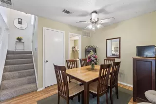 Photo #6: 20876135 Listing