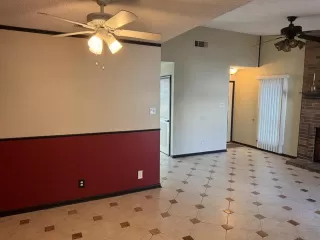 Photo #4: 20879971 Listing 