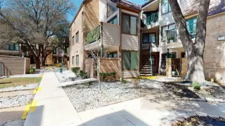 Photo #2: 20880351 Listing