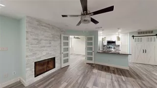 Photo #6: 20880351 Listing