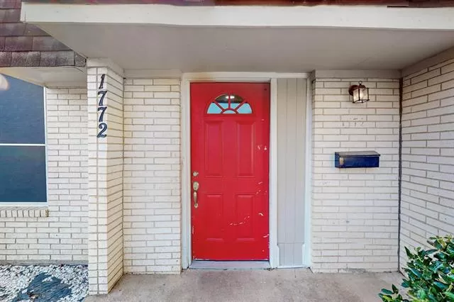 MLS: 20884195 Condo For Sale