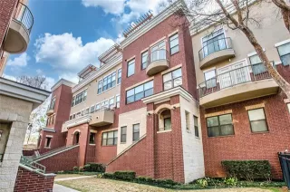 Browse active condo listings in CHELSEA PARK TOWNHOMES