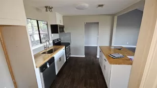 Photo #5: 20888767 Listing 