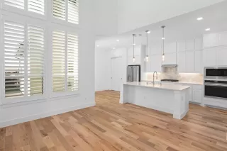 Photo #3: 20889979 Listing 