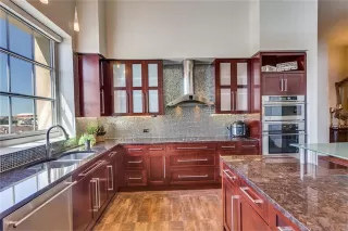 Photo #6: 20895627 Listing