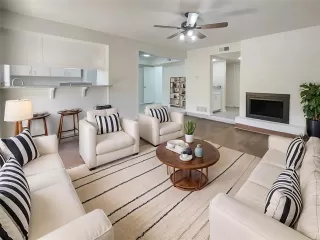 Photo #2: 20908025 Listing