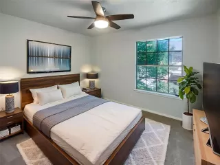 Photo #4: 20908025 Listing