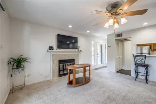 Photo #3: 20908618 Listing 