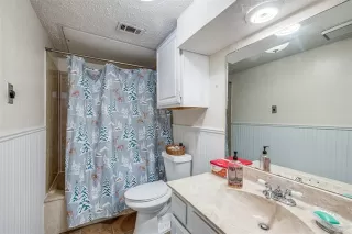 Photo #6: 20908618 Listing 