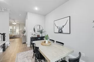 Photo #5: 20910503 Listing 