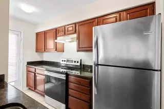 Photo #6: 20926530 Listing 