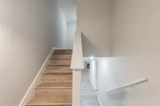 Photo #3: 20928773 Listing