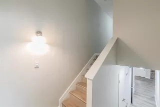 Photo #4: 20928773 Listing