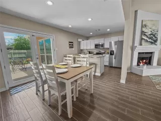 Photo #4: 20929523 Listing 