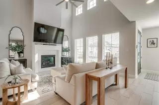 Photo #2: 20937118 Listing