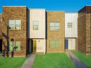 Photo #4: 20944723 Listing