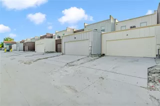 Photo #6: 20944723 Listing