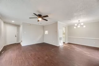 Photo #4: 20945374 Listing