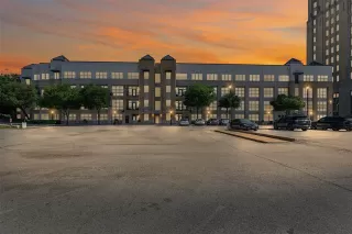 More Details about MLS # 20949375 : 201 W LANCASTER AVENUE #206