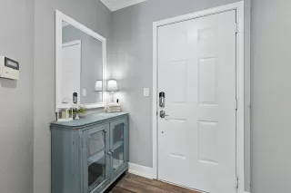 Photo #2: 20957013 Listing 