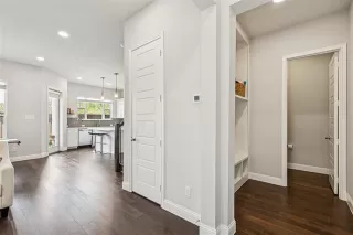 Photo #3: 20963882 Listing