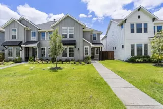 Photo #2: 20963979 Listing 