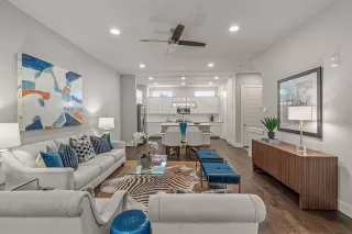 Photo #3: 20964000 Listing