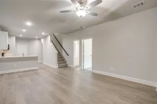 Photo #3: 20968586 Listing