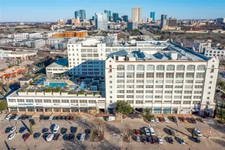 Photo #4: 20970790 Listing 