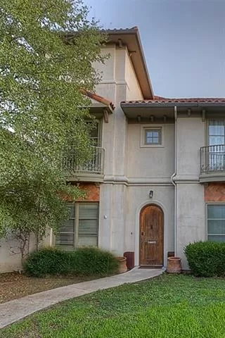 Photo #4: 20975797 Listing 