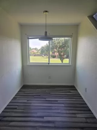 Photo #5: 20976086 Listing