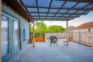 Photo #5: 20982762 Listing