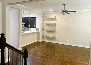 Photo #2: 20983835 Listing 