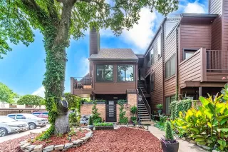 Photo #2: 20985512 Listing 