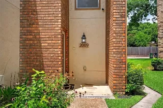 Photo #3: 20993055 Listing 