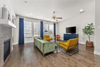 Photo #5: 20995484 Listing 