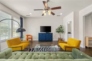 Photo #6: 20995484 Listing 