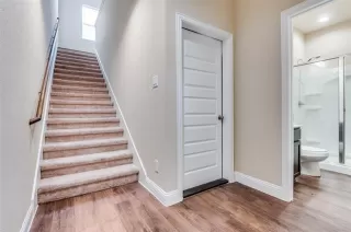 Photo #2: 20996279 Listing 