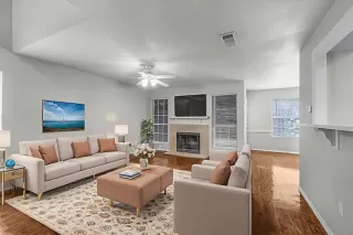 Photo #3: 20997225 Listing